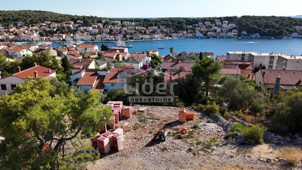 Terreno Mali Lošinj, 581m2