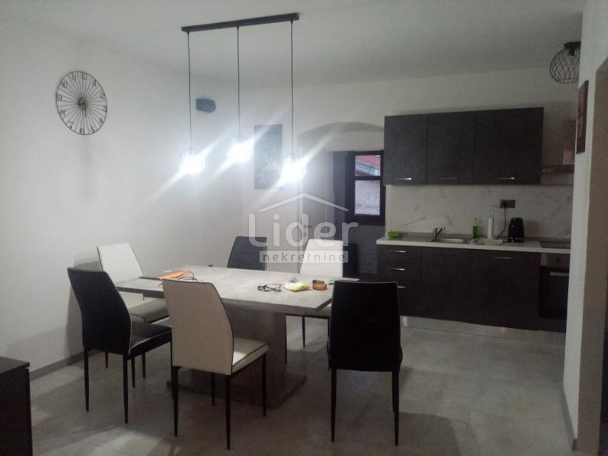 Appartamento Orehovica, Rijeka, 74m2