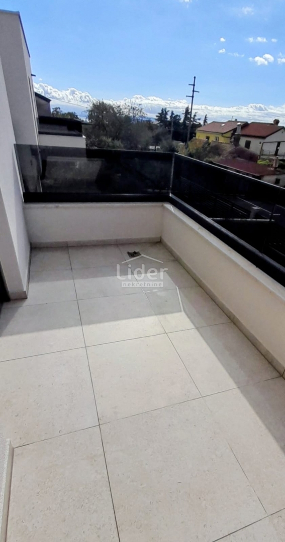 Appartamento Kukuljanovo, Bakar, 130m2