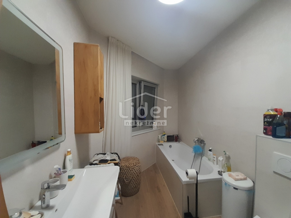 Appartamento Pobri, Opatija - Okolica, 258m2
