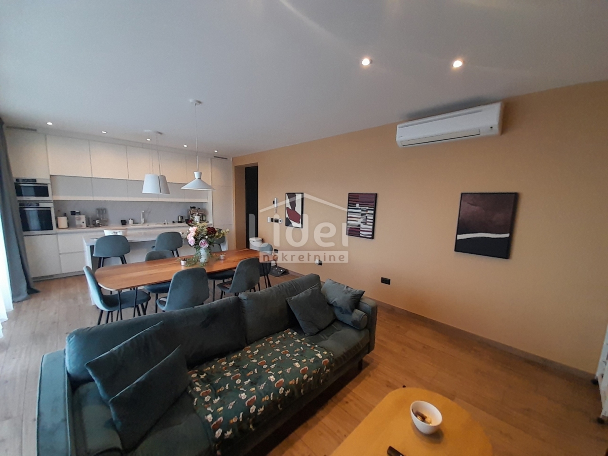 Appartamento Pobri, Opatija - Okolica, 258m2