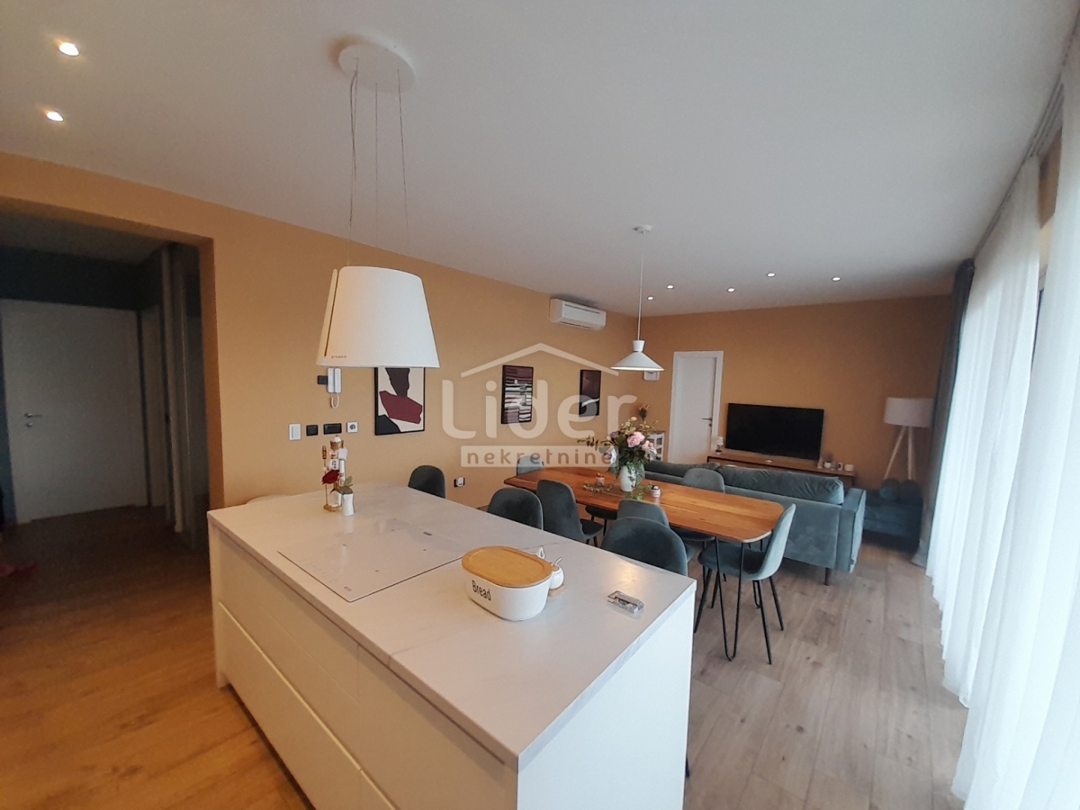 Appartamento Pobri, Opatija - Okolica, 258m2