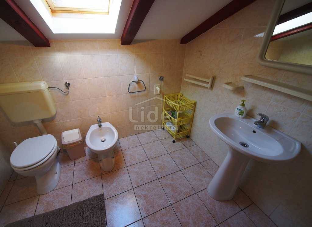 Casa Lukovo, Senj, 165m2