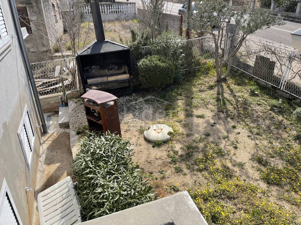 Casa Kruševo, Obrovac, 180m2