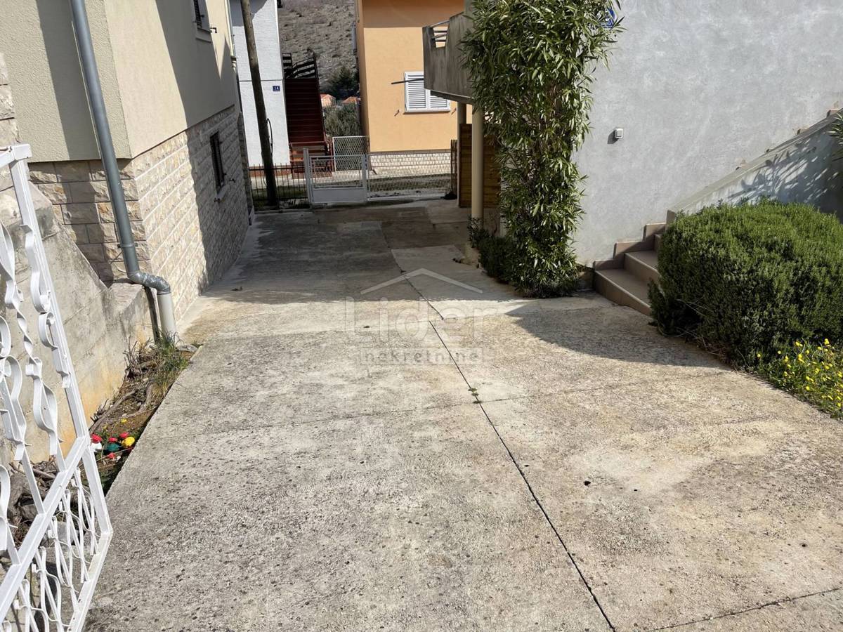 Casa Kruševo, Obrovac, 180m2