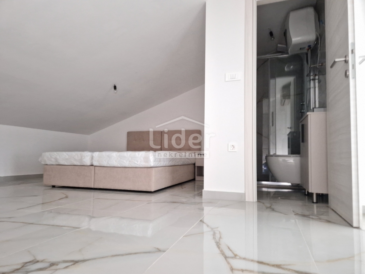 Appartamento per vacanze Palit, Rab, 75m2