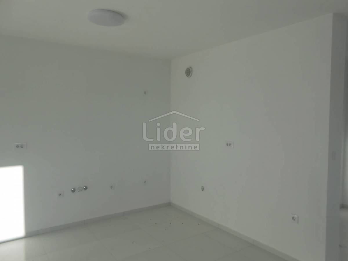 CRIKVENICA Nuovo appartamento 350 m dal mare