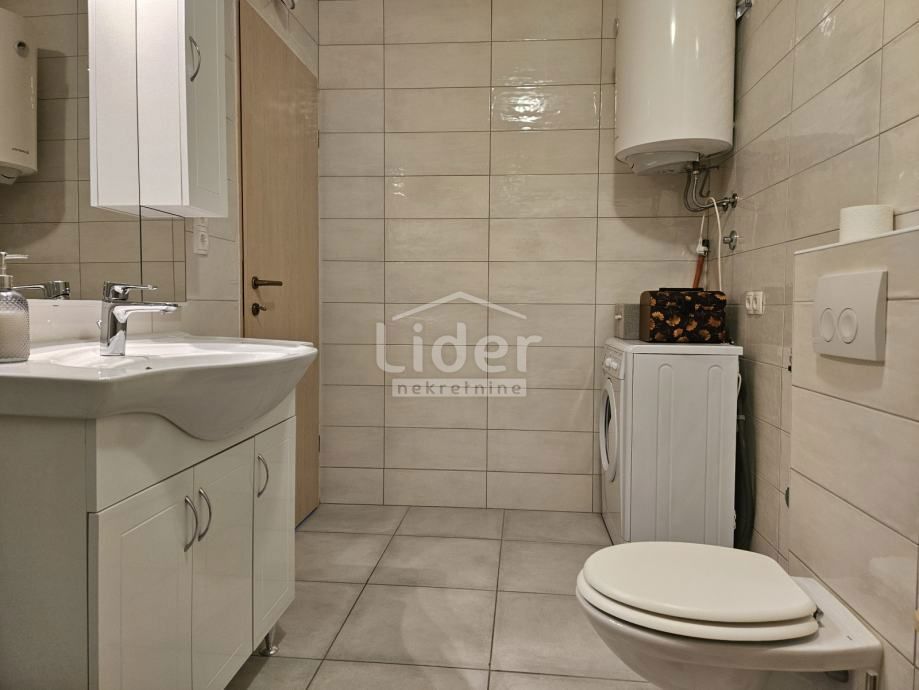 DRAMALJ Appartamento, terrazza sul tetto e vista mare