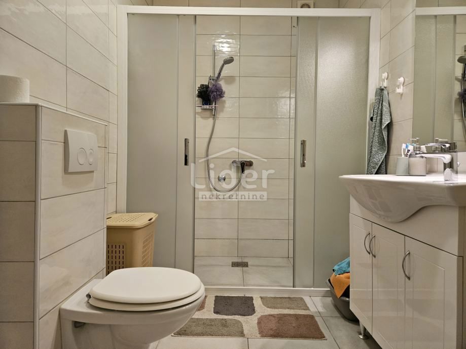 DRAMALJ Appartamento, terrazza sul tetto e vista mare