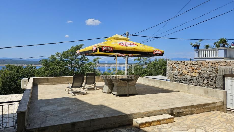DRAMALJ Appartamento, terrazza sul tetto e vista mare