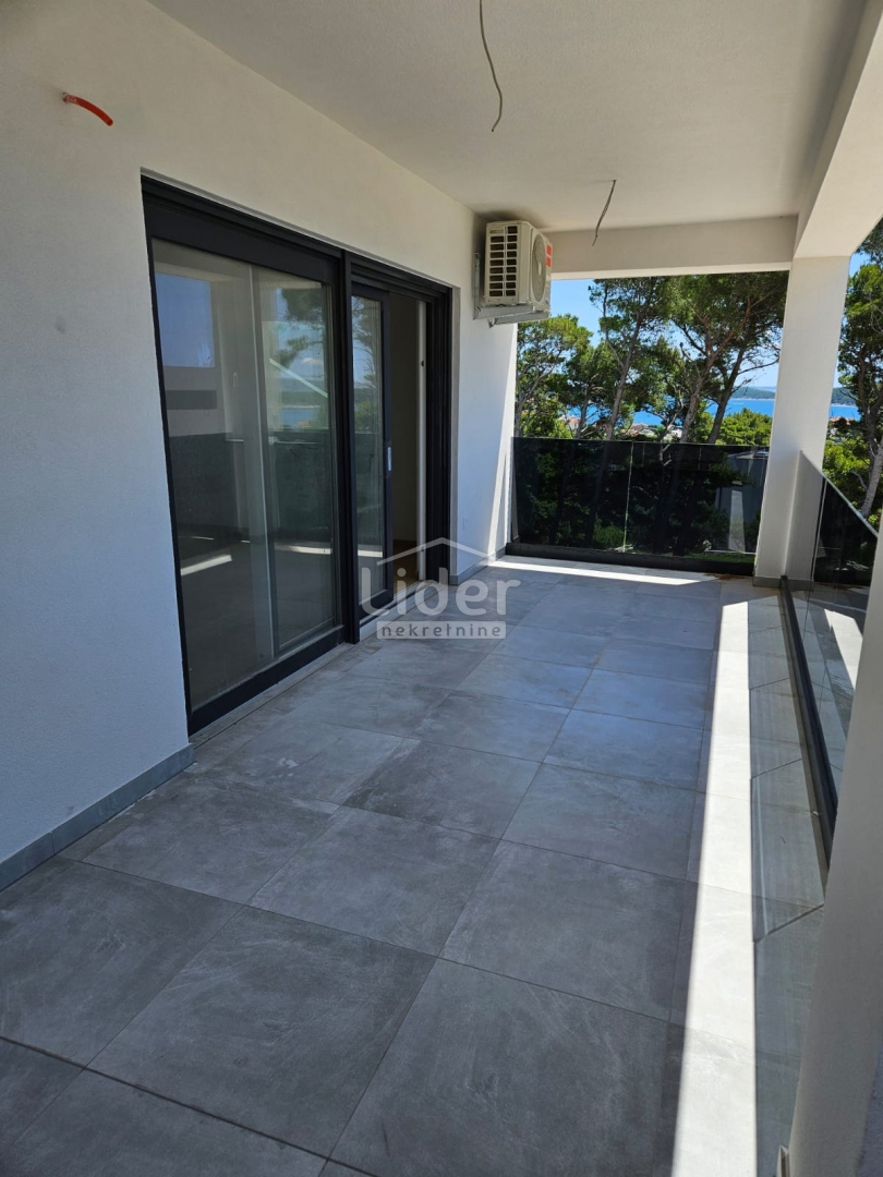 Appartamento per vacanze Banjol, Rab, 133m2