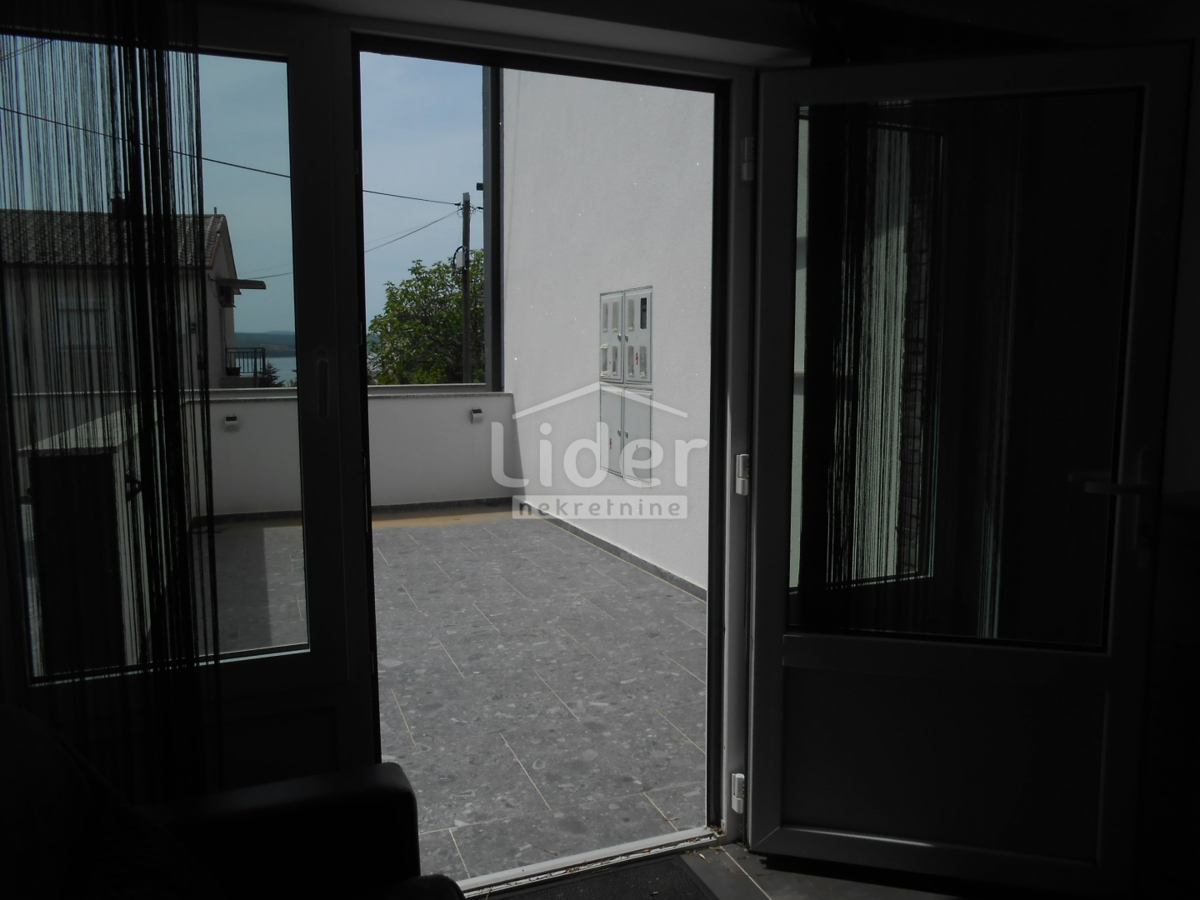CRIKVENICA Appartamento con ampia terrazza