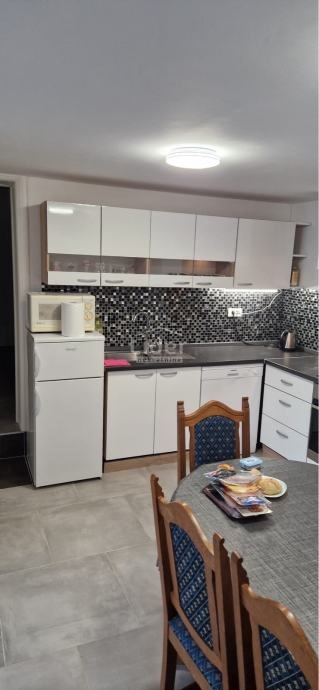 CRIKVENICA Appartamento con ampia terrazza