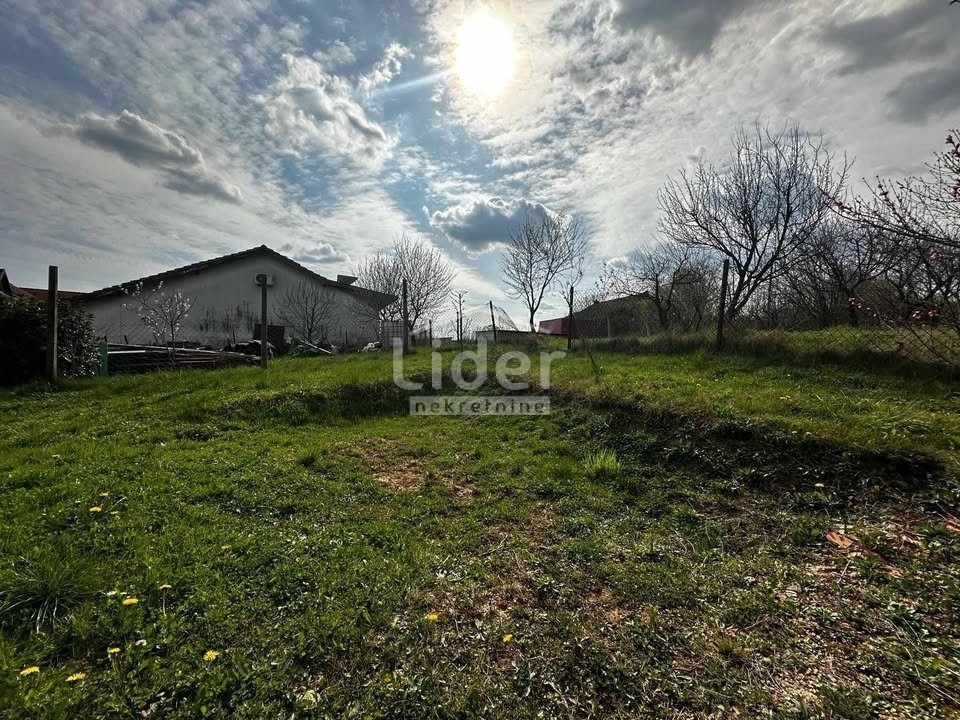 SESVETE Casa di 119 m2 con giardino di 500 m2