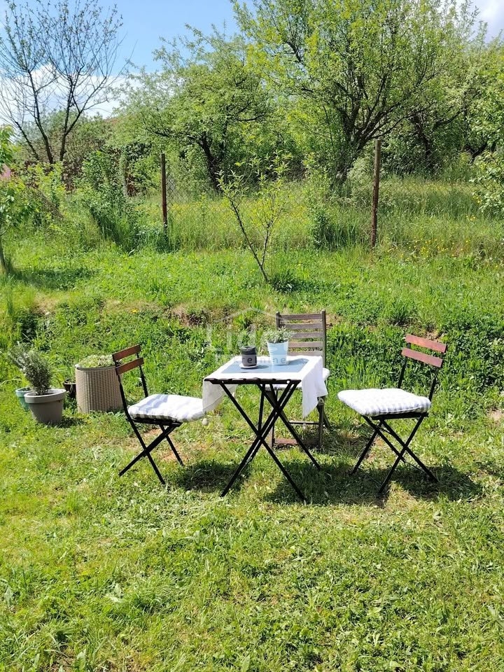 SESVETE Casa di 119 m2 con giardino di 500 m2