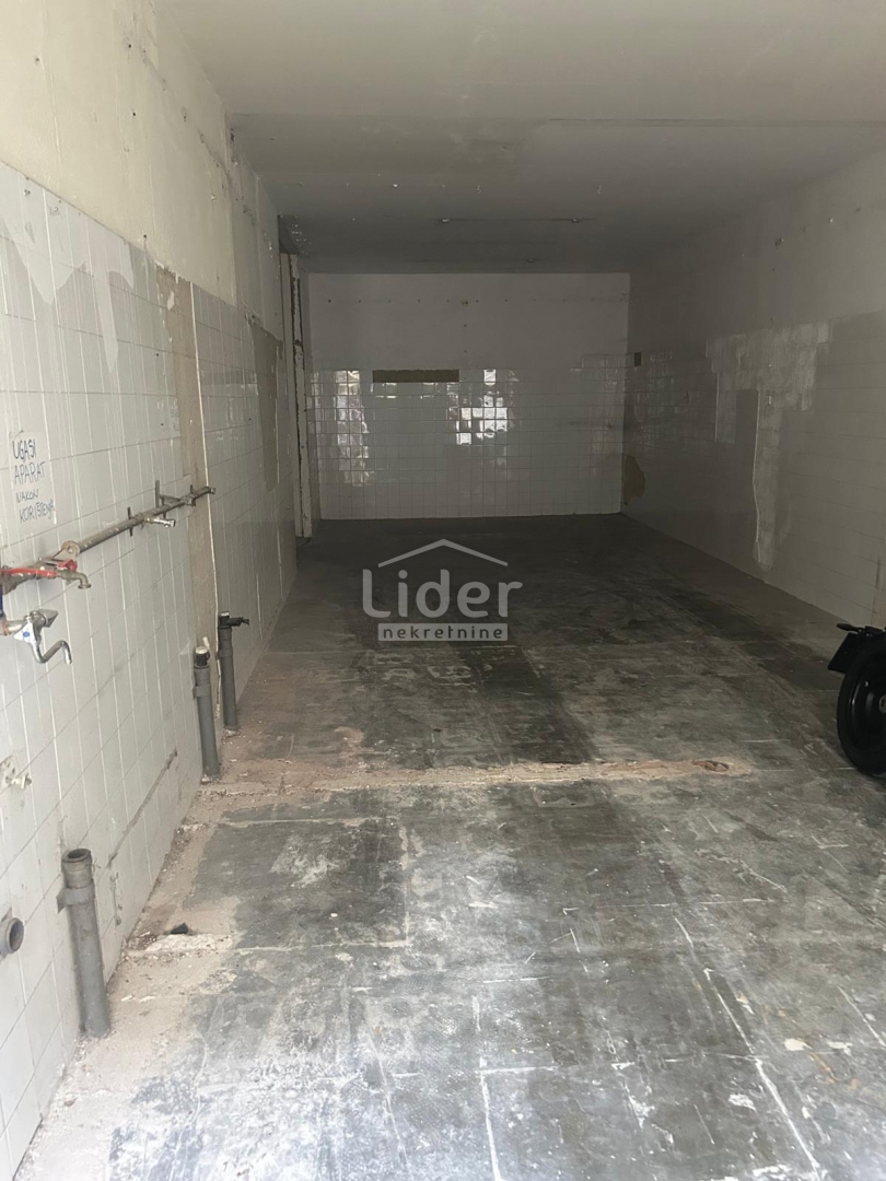 Commerciale Belveder, Rijeka, 343,66m2