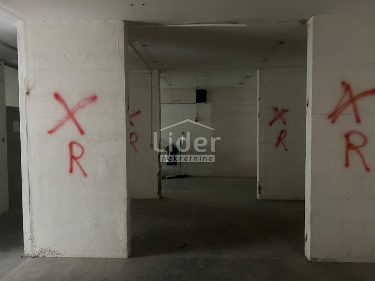 Commerciale Belveder, Rijeka, 343,66m2