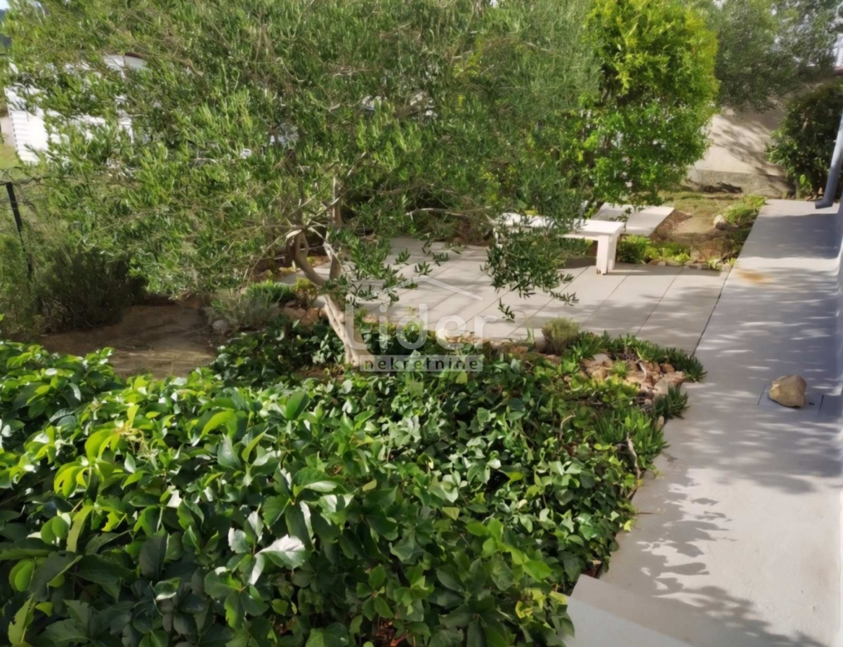 Appartamento per vacanze Kampor, Rab, 75m2