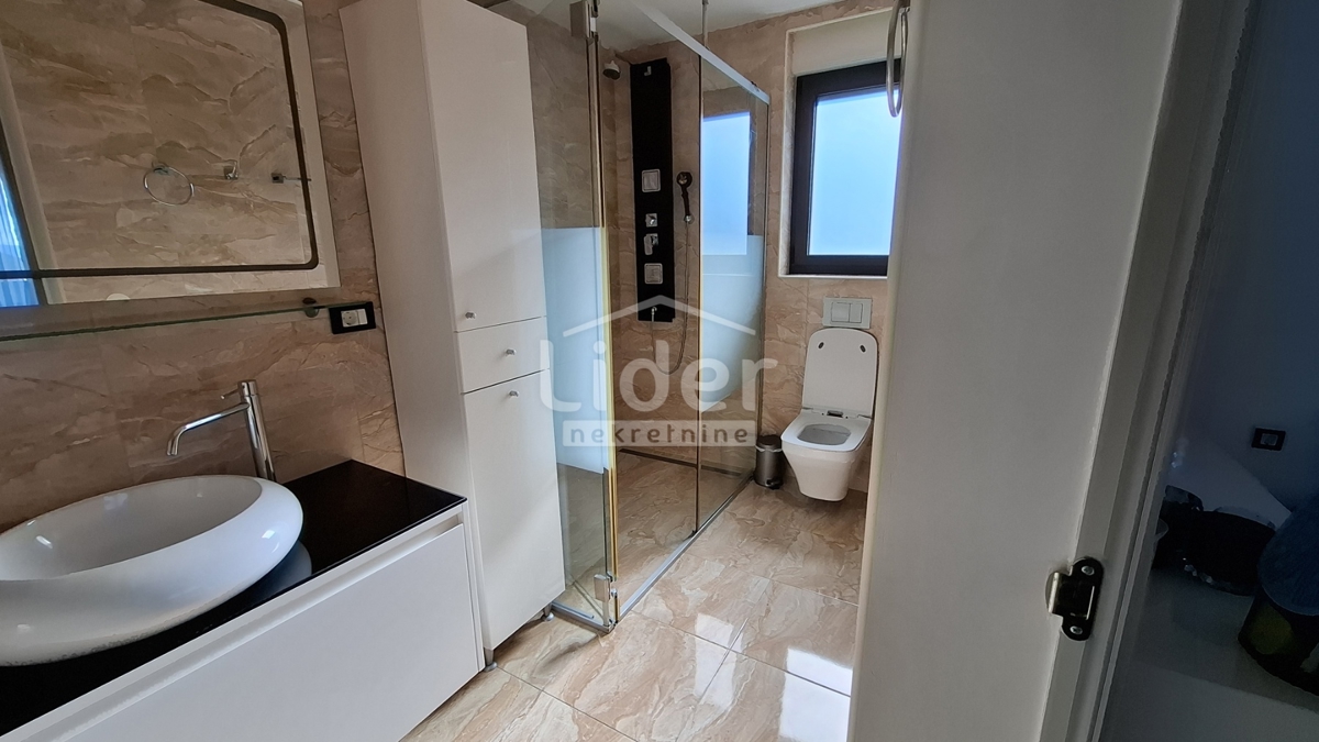 Casa Crikvenica, 400m2