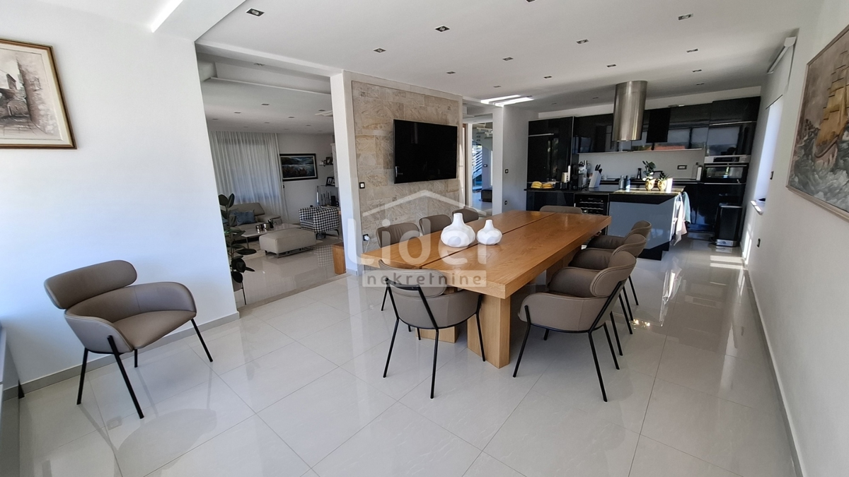 Casa Crikvenica, 400m2