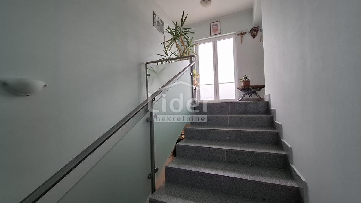 Commerciale Matulji, 430m2