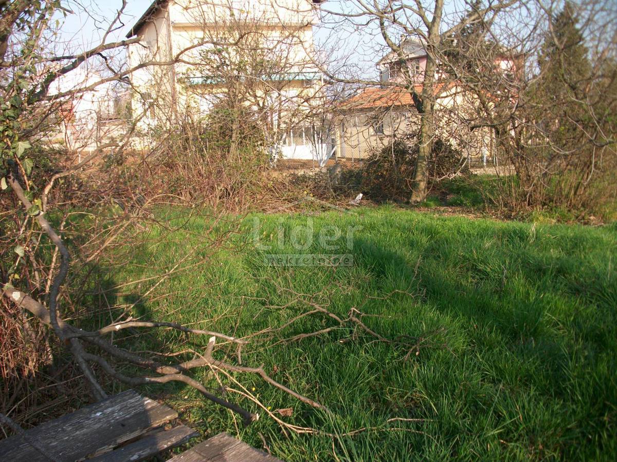 Terreno Marinići, Viškovo, 1.680m2