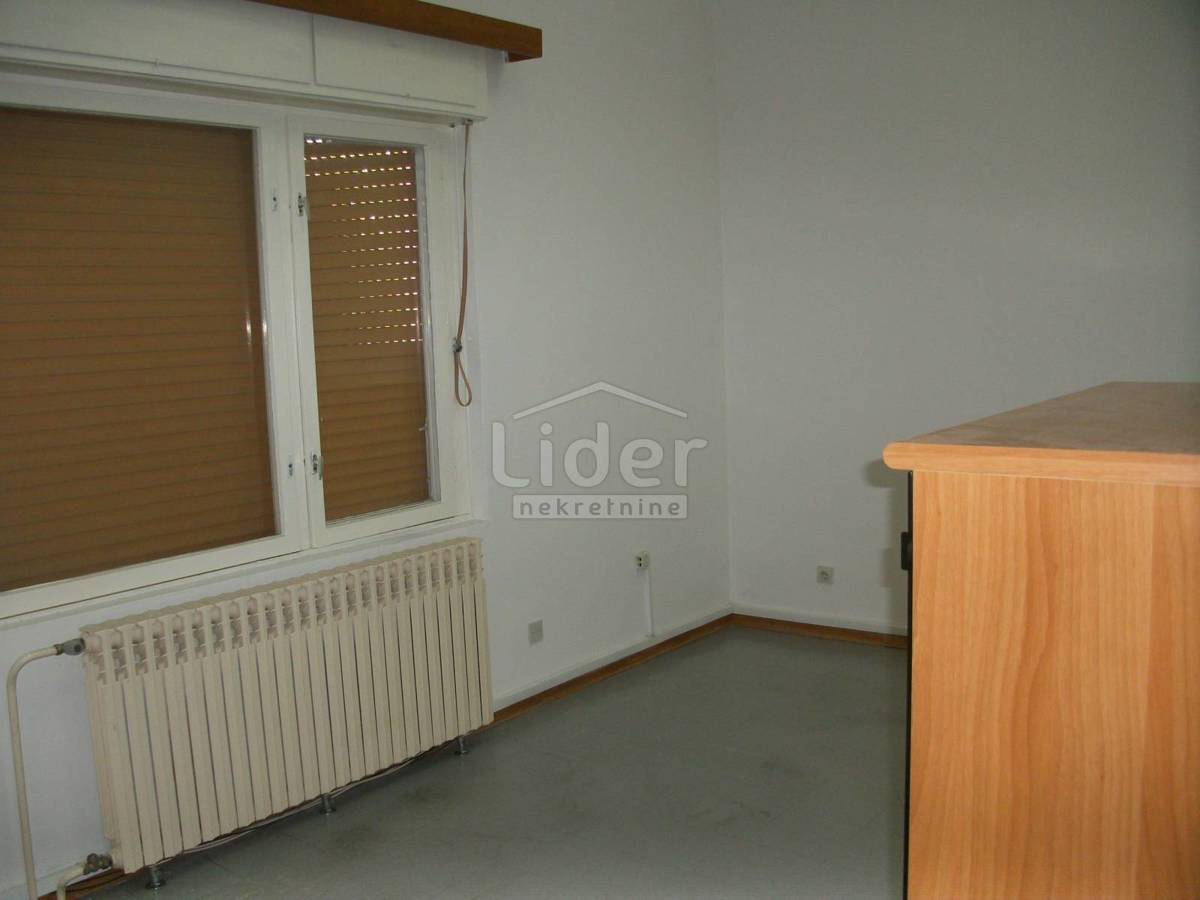 Commerciale Urinj, Kostrena, 428m2