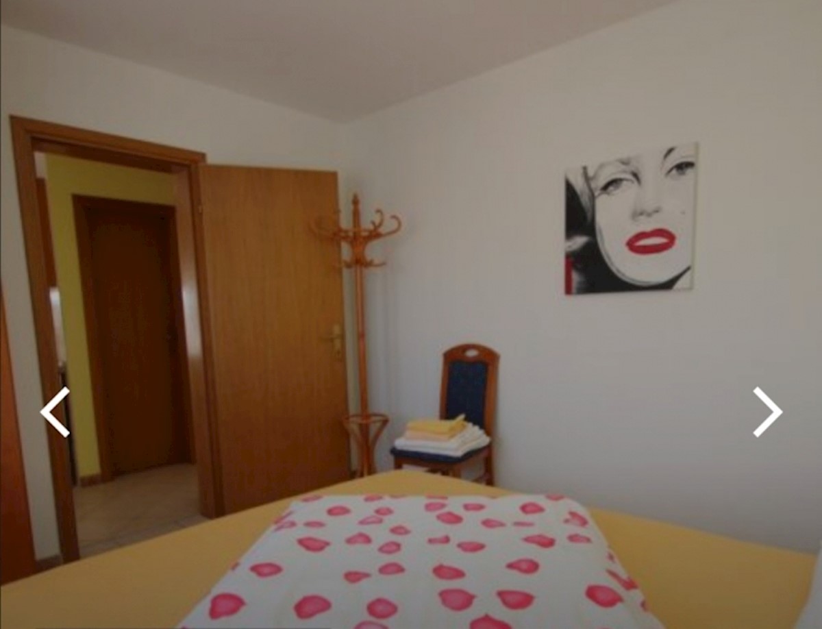 Poreč, 228m2, casa con 5 appartamenti