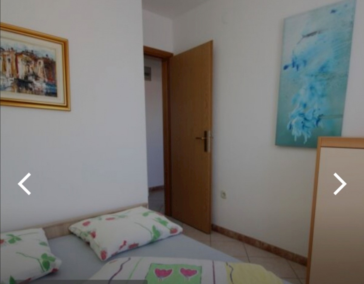 Poreč, 228m2, casa con 5 appartamenti