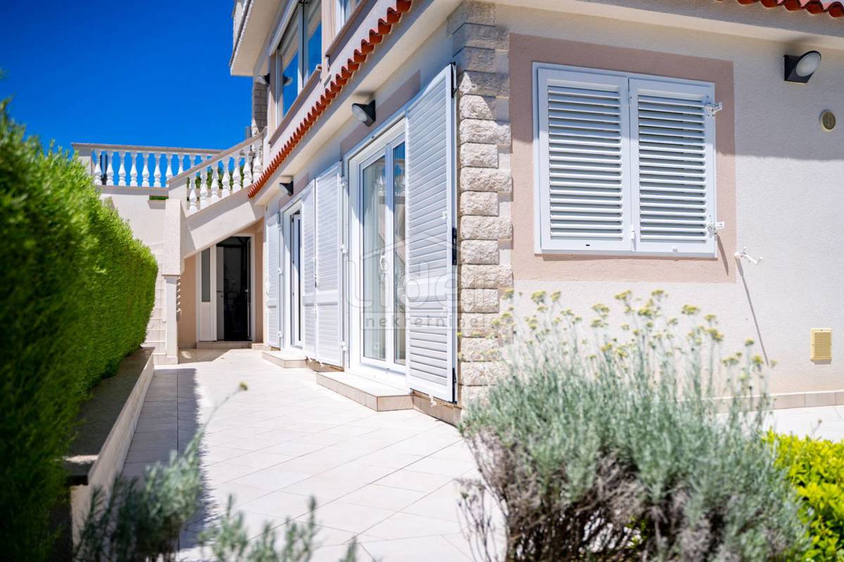 Casa Palit, Rab, 407m2