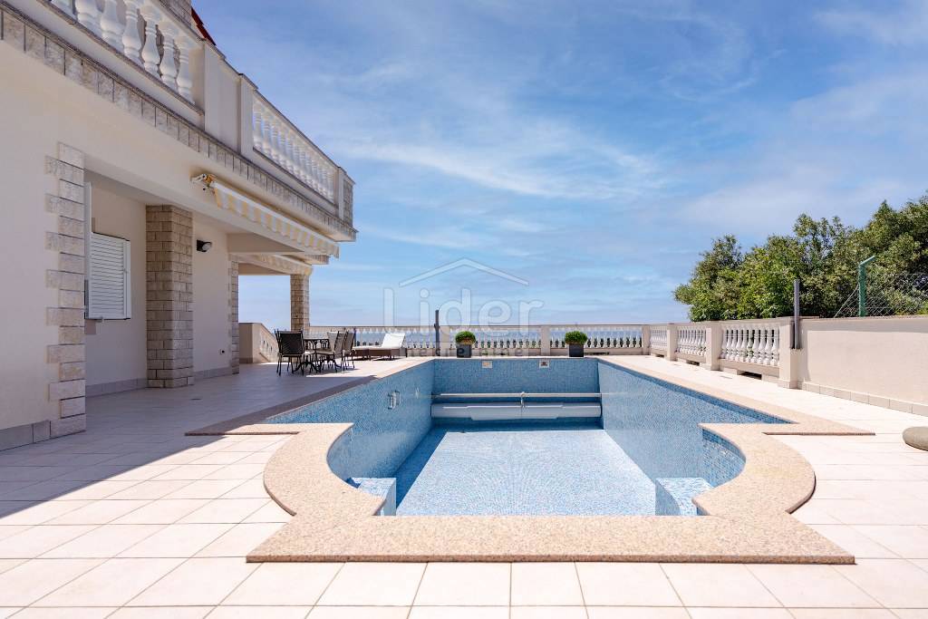 Casa Palit, Rab, 407m2