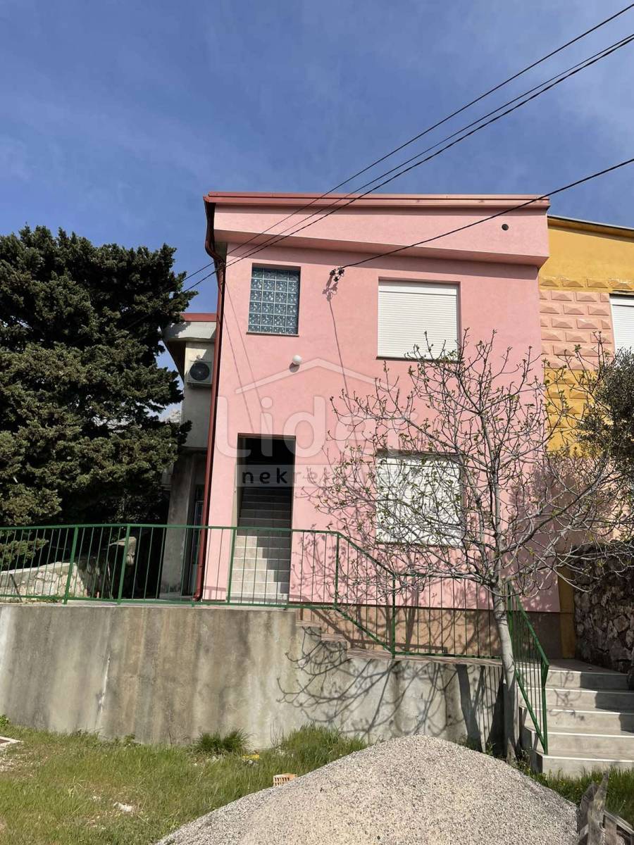 KARLOBAG Casa di 153 m2 con vista mare