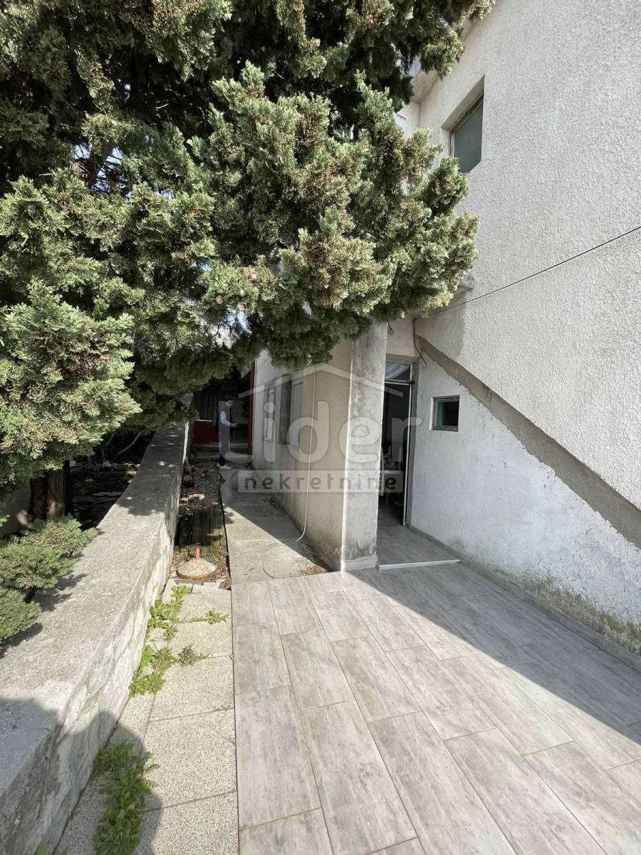 KARLOBAG Casa di 153 m2 con vista mare