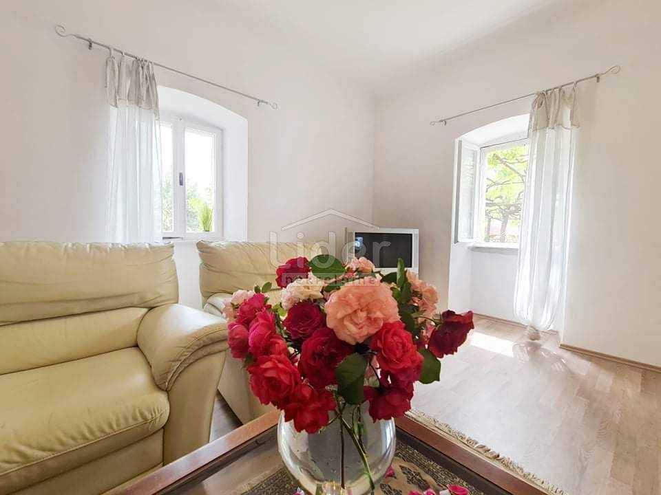 Casa Nedešćina, Sveta Nedelja, 130m2