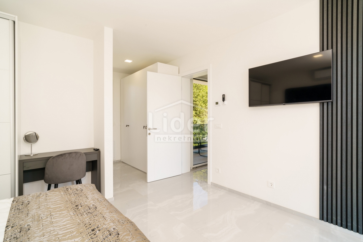 BRIBIR Villa con piscina, nuova costruzione