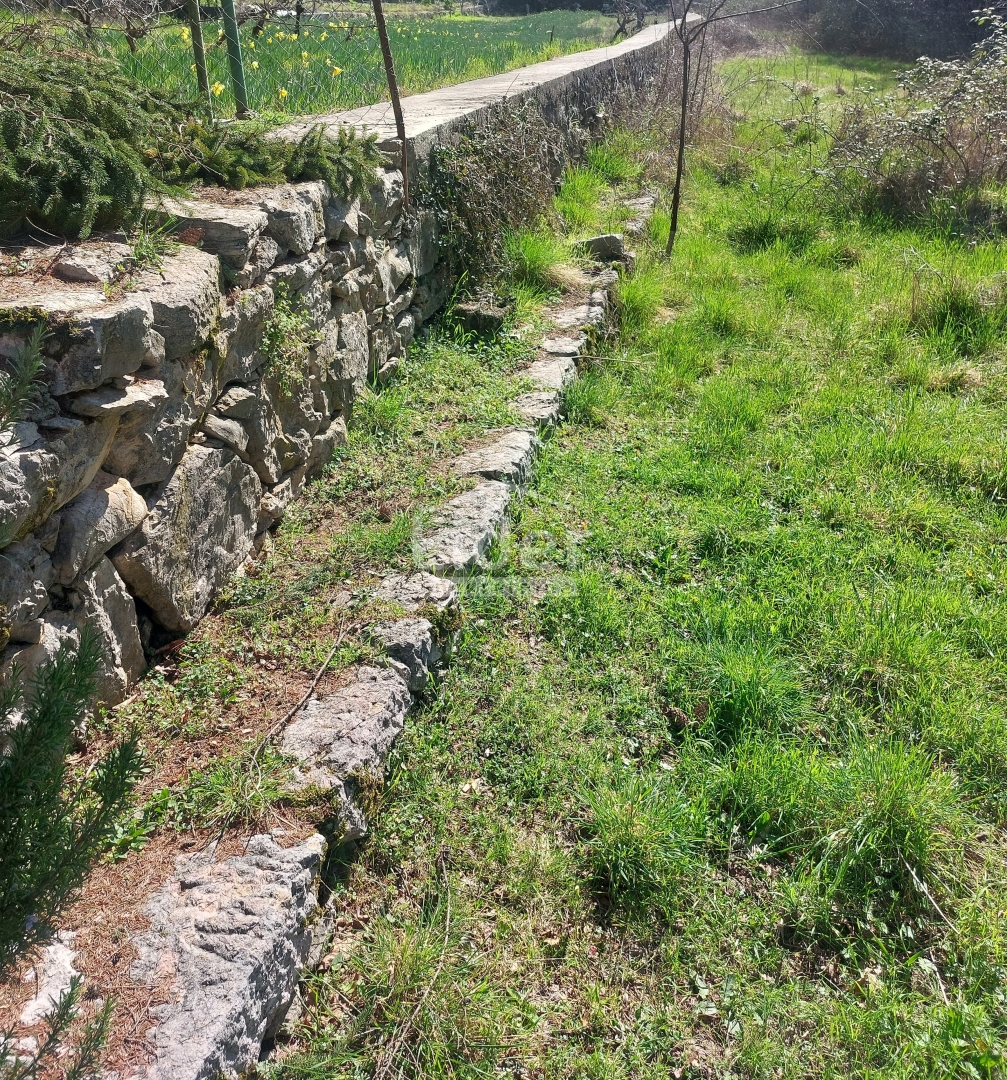 VIŠKOVO (DONJI JUGI) Terreno edificabile, 1643 m2