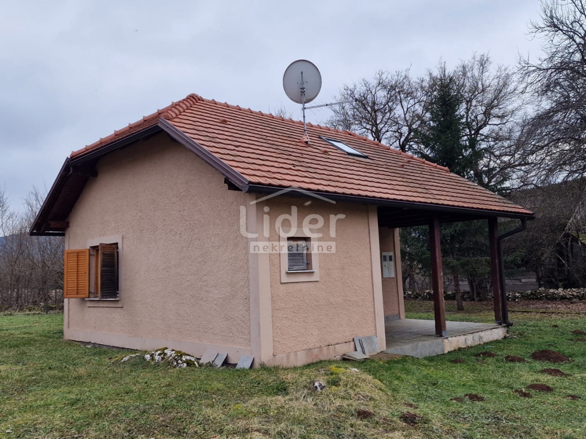 Casa Sinac, Otočac, 100m2