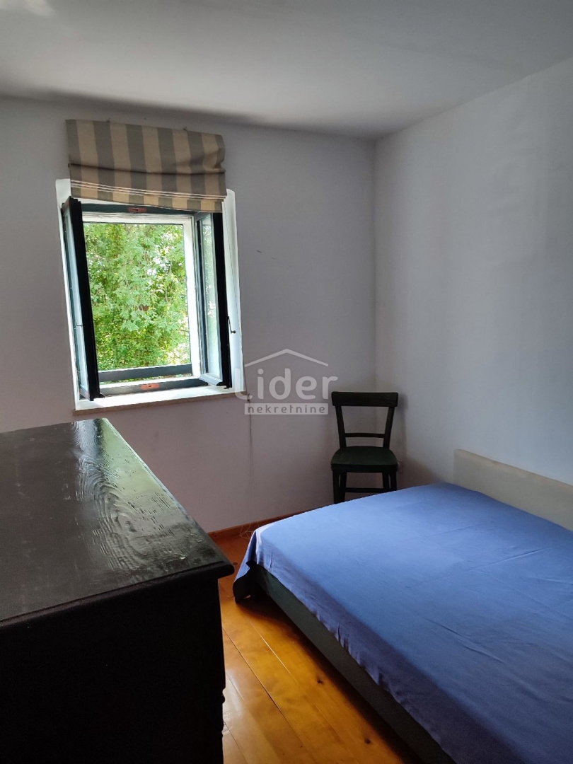 BRIBIR Tipica casa in pietra in un ambiente tranquillo