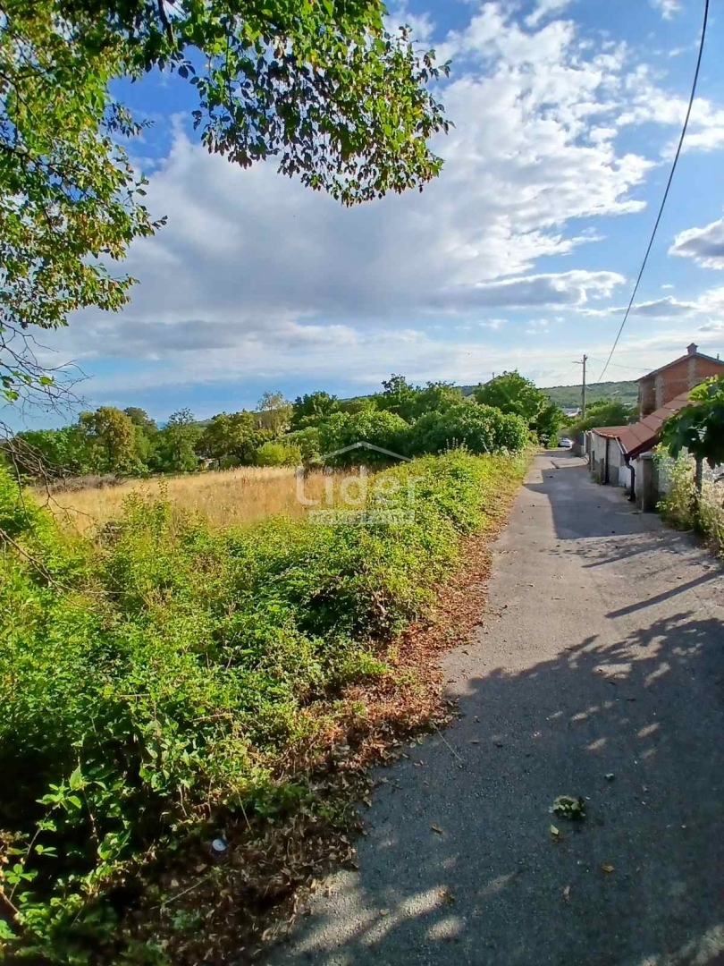 Terreno Kukuljanovo, Bakar, 1.017m2