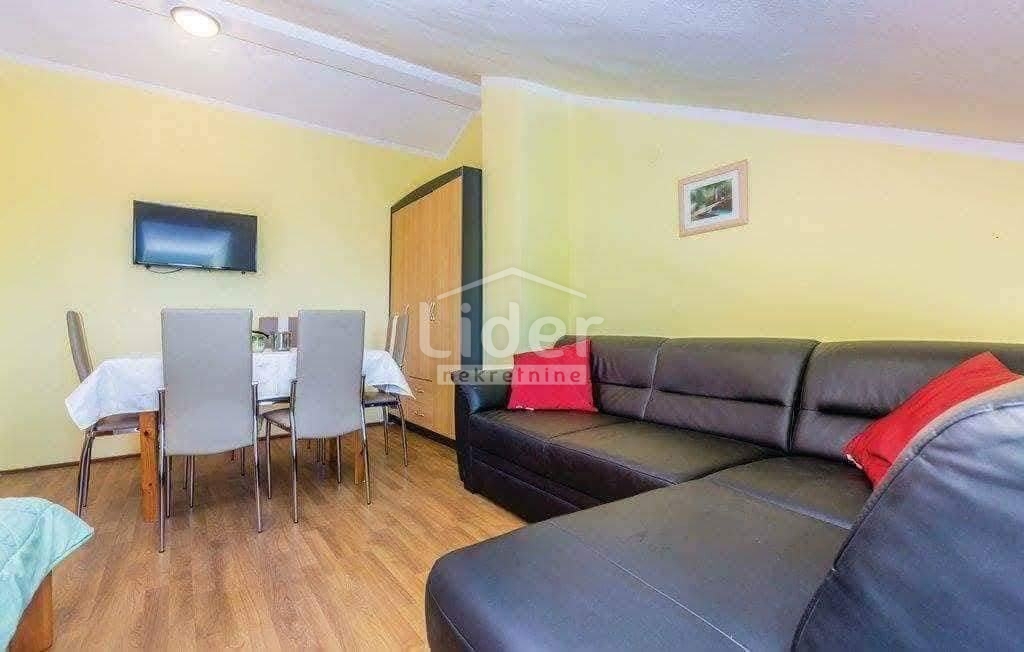 MALINSKA Ottima casa con 5 appartamenti