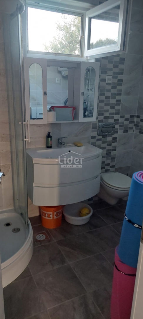 Appartamento per vacanze Mandre, Kolan, 55m2