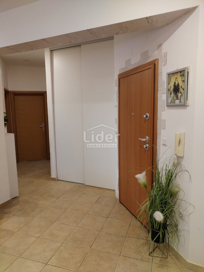 Appartamento Marinići, Viškovo, 90m2