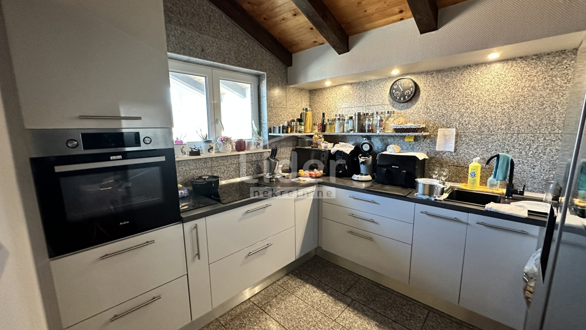 Casa Donji Karin, Benkovac, 200m2