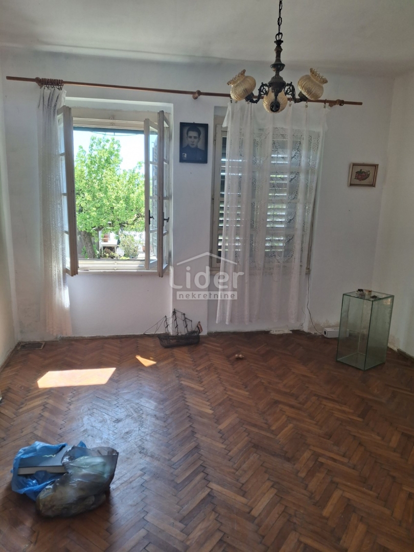 KANTRIDA Appartamento per ristrutturazione, ottima location