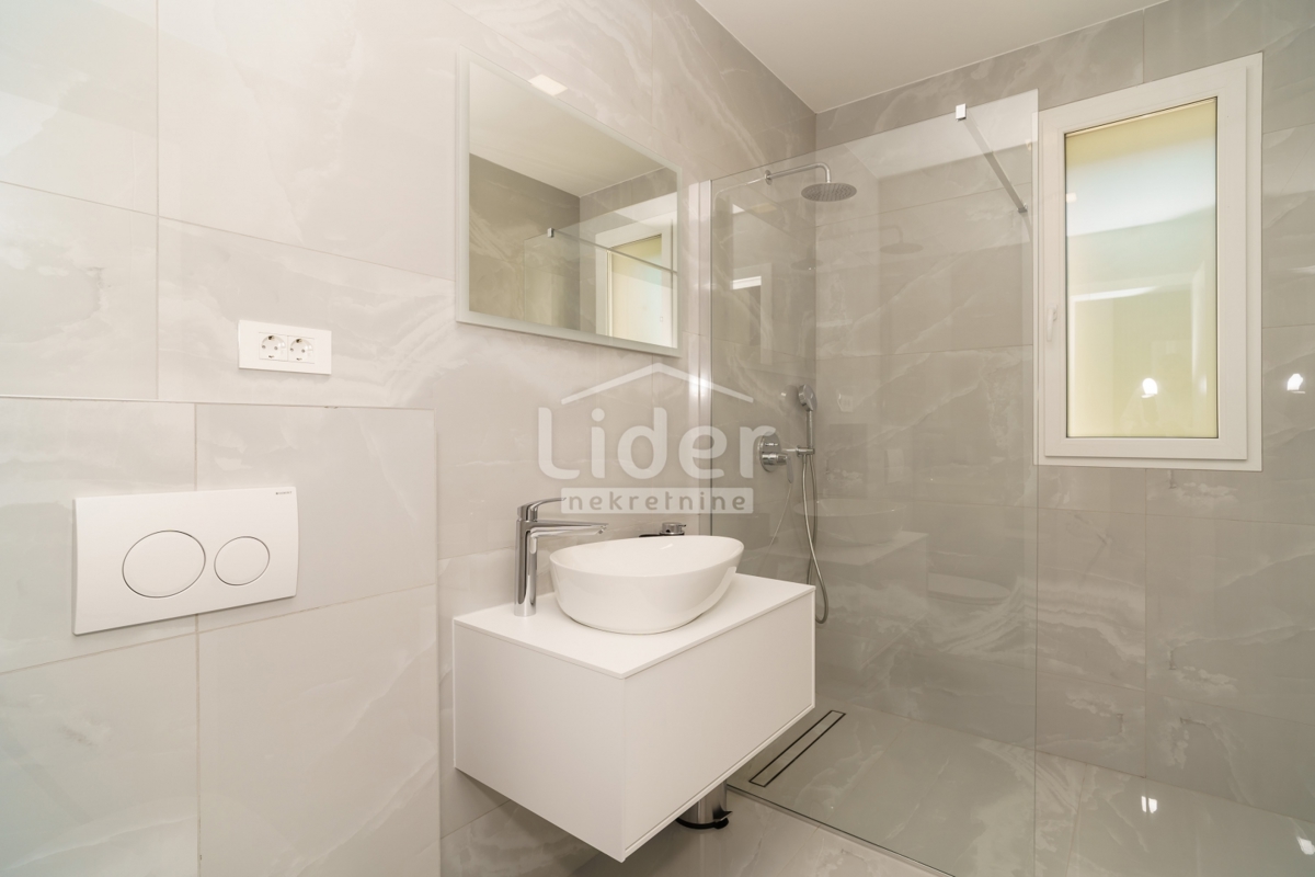 BRIBIR Villa con piscina, nuova costruzione