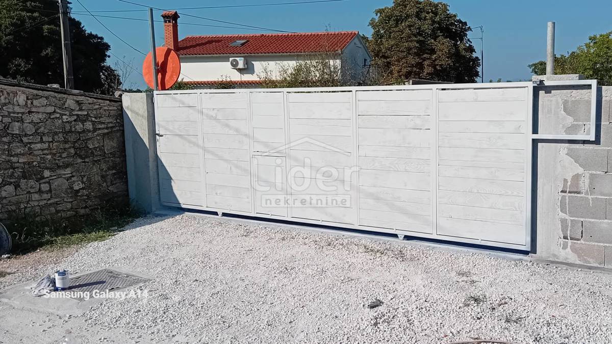 Casa Butkovići, Svetvinčenat, 120m2