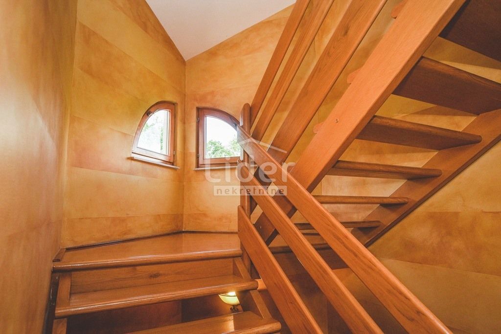 Casa Gornja Vežica, Rijeka, 330m2