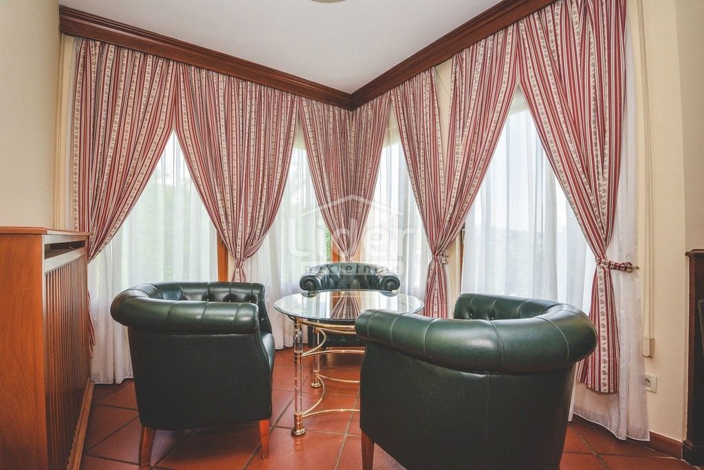 Casa Gornja Vežica, Rijeka, 330m2