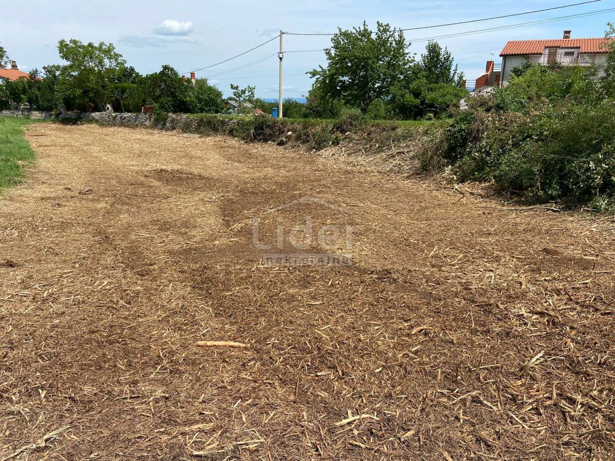 Terreno Kršan, 895m2