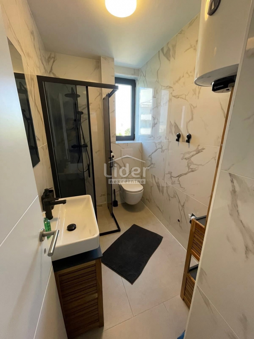 Appartamento per vacanze Povljana, 52,13m2